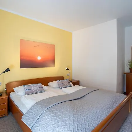 Ahornweg 5-7,tu Hus Apartamento Kellenhusen