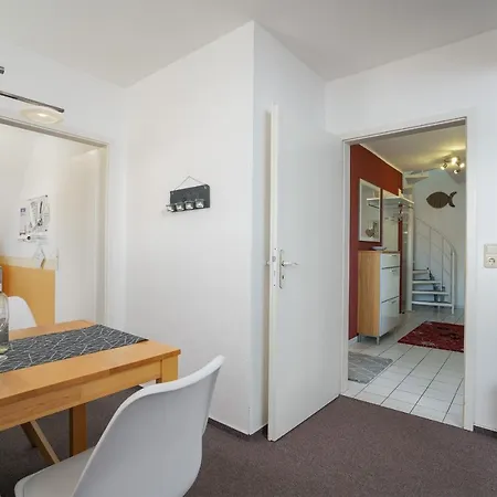 Ahornweg 5-7,tu Hus * Kellenhusen